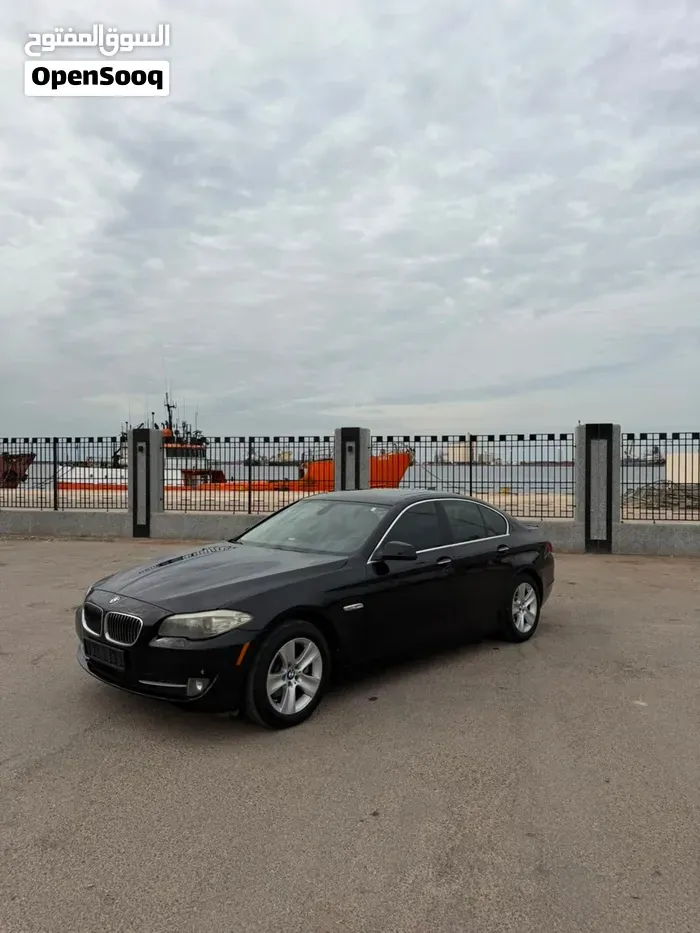 BMW 5 Series 2011 photo 3
