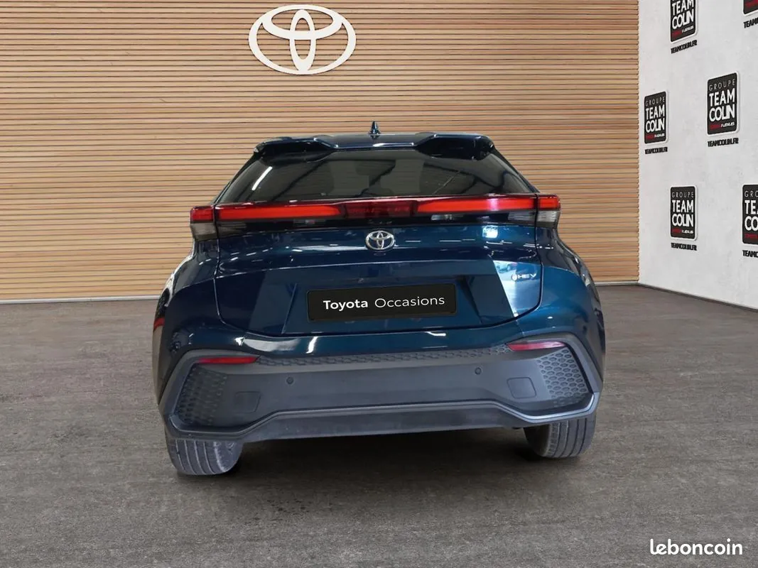Toyota C-Hr 2025 photo 4