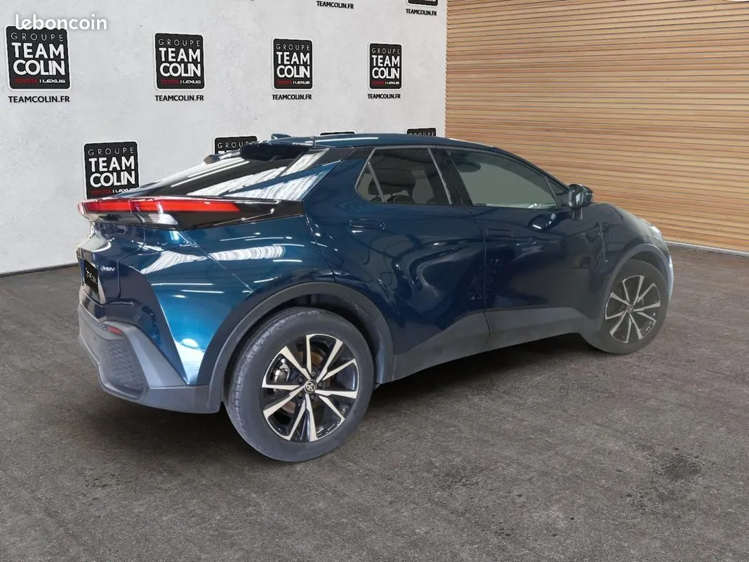 Toyota C-Hr 2025 photo 5