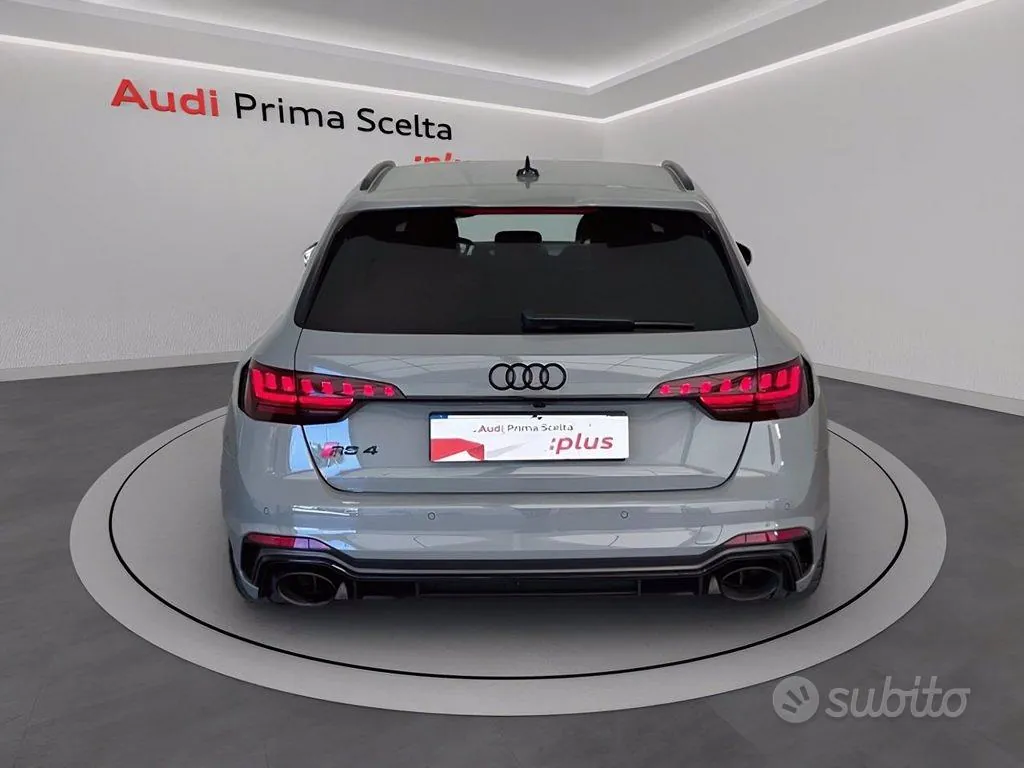 Audi Rs4 Avant 2024 photo 5