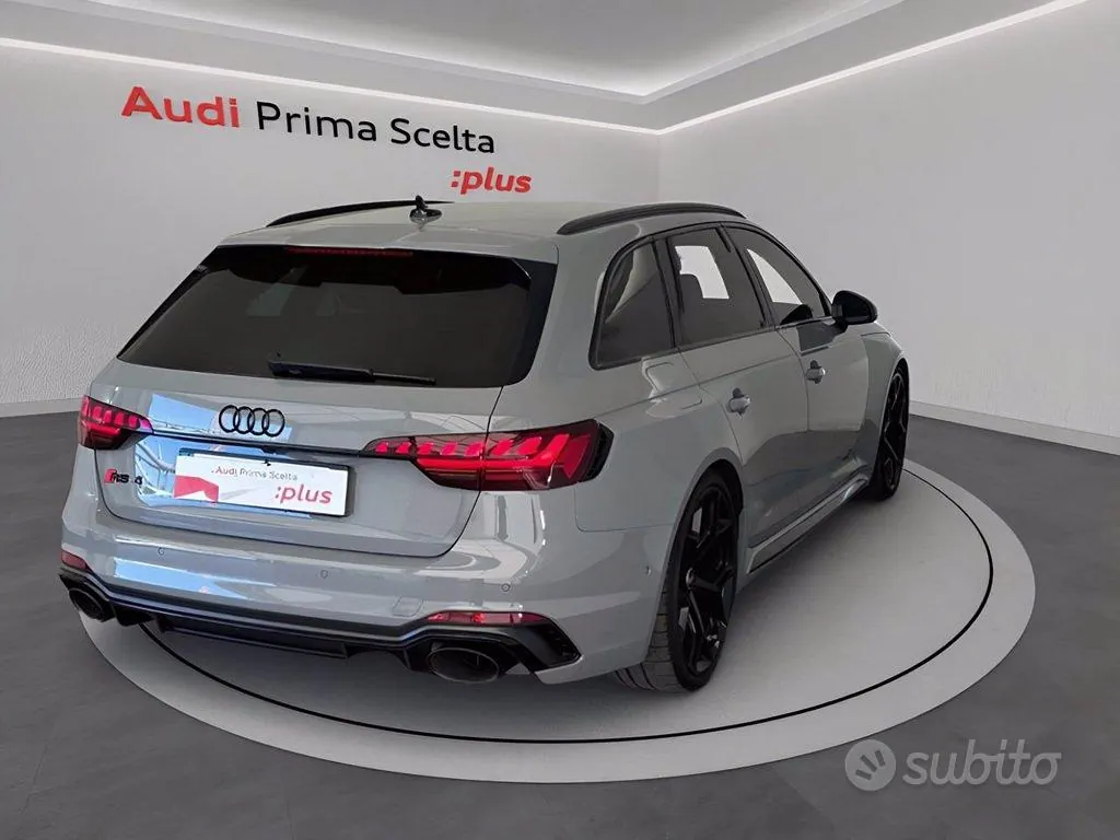 Audi Rs4 Avant 2024 photo 4