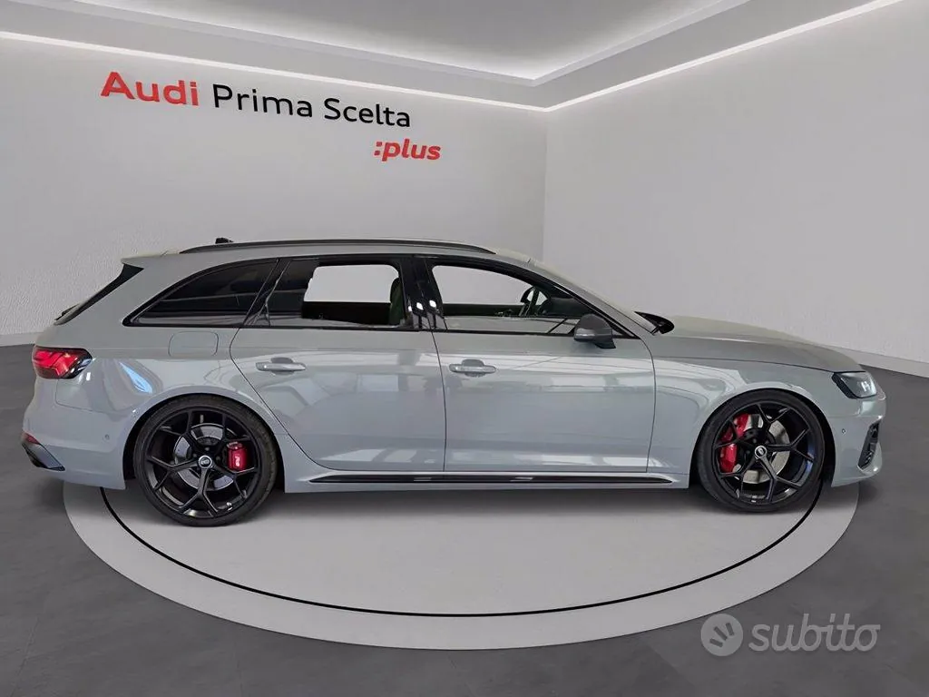 Audi Rs4 Avant 2024 photo 3