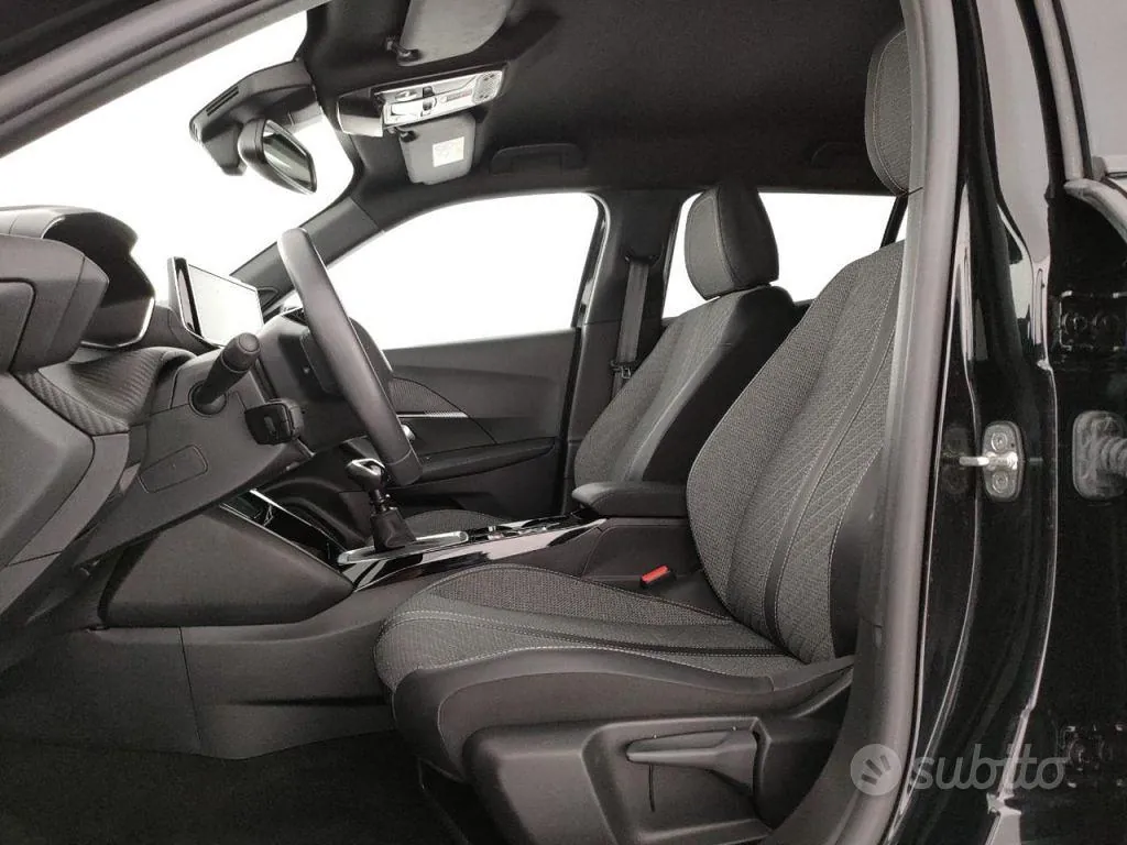 Peugeot 2008 2025 photo 5