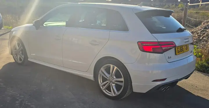Audi A3 2016 photo 3