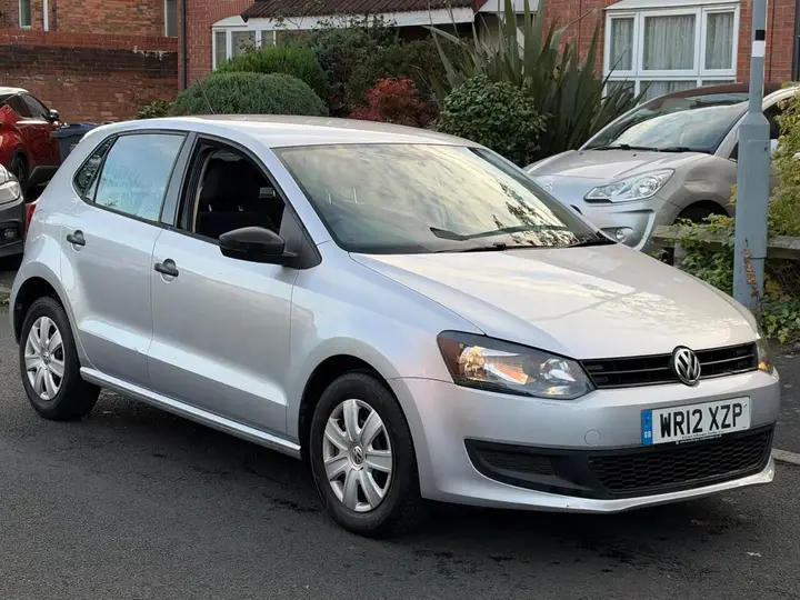 Volkswagen Polo 2012 photo 3