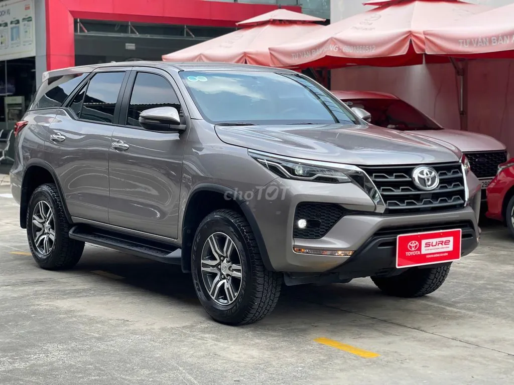 Toyota Fortuner 2024 photo 2