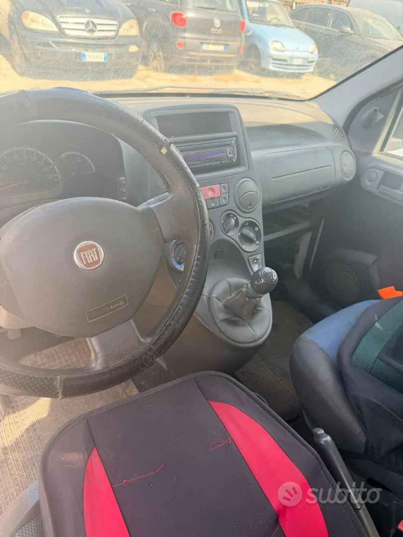 Fiat Panda 2011 photo 3