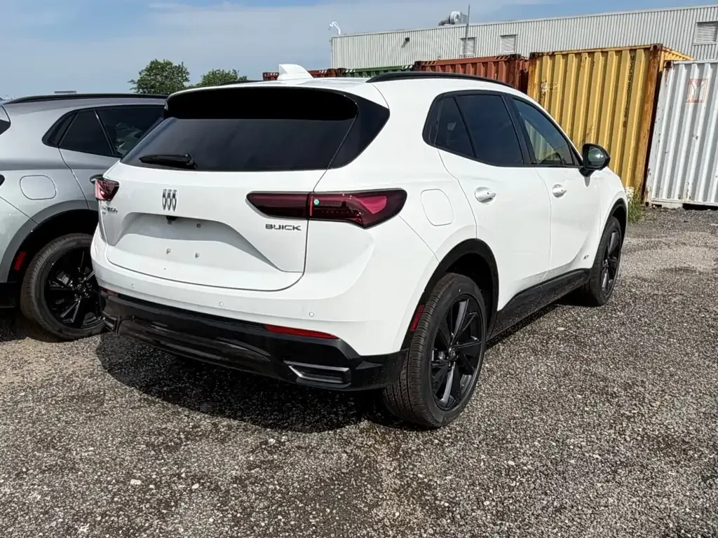 Buick Envision 2026 photo 4