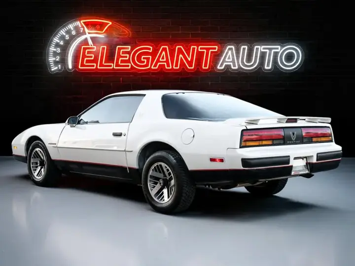 Pontiac Firebird 1990 photo 4