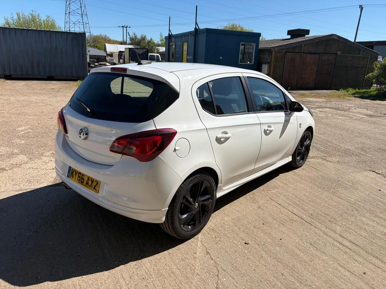 Vauxhall Corsa 2016 photo 2