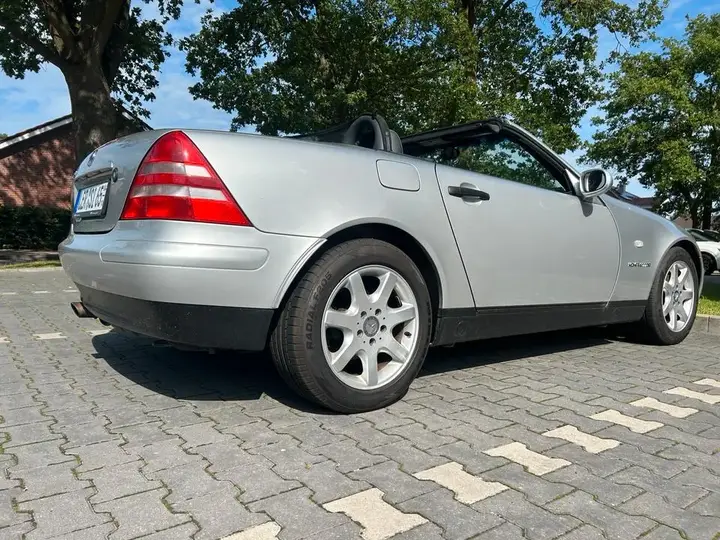 Mercedes-Benz Slk 230