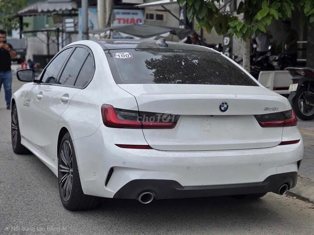 BMW 3 Series 2022 photo 5