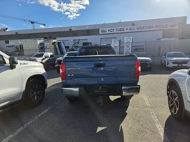 Toyota Tundra 2020 photo 3