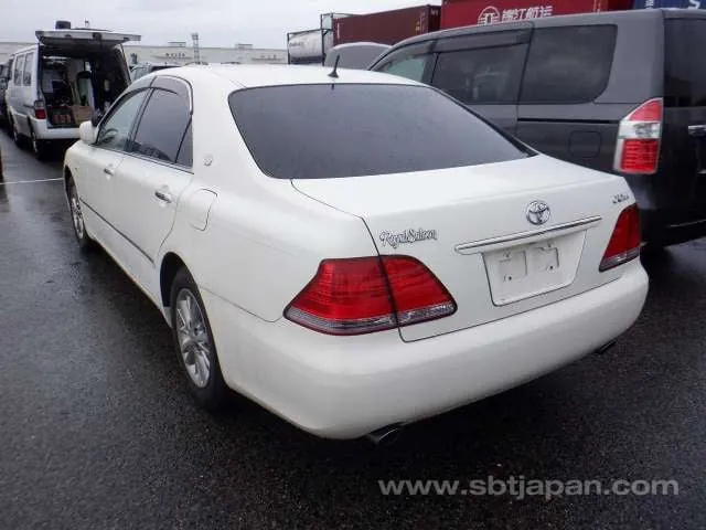Toyota Crown 2005 photo 3