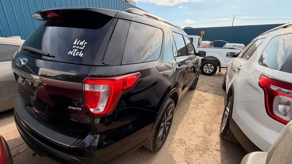 Ford Explorer 2018 photo 4