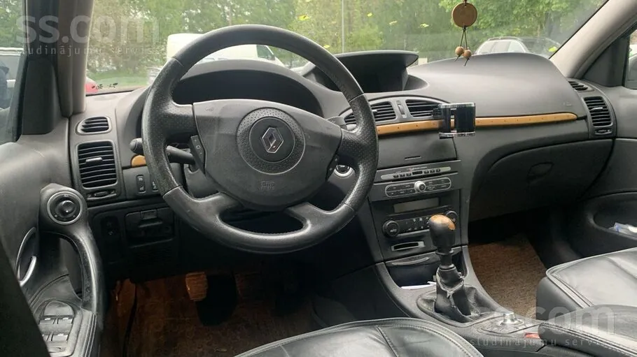 Renault Laguna 2005 photo 4