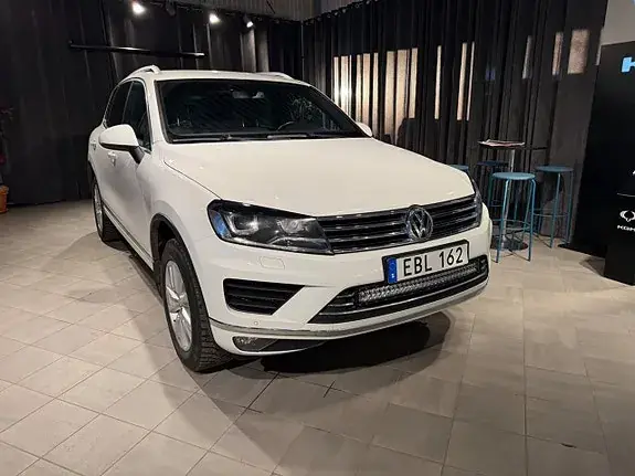 Volkswagen Touareg 2016 photo 3