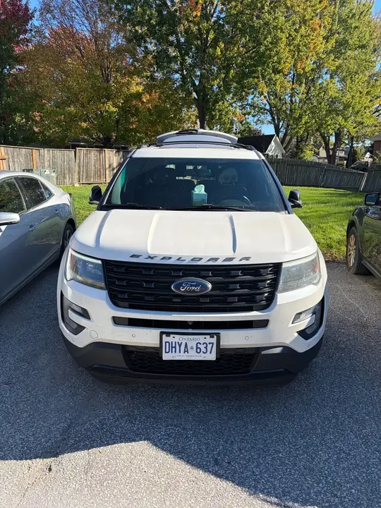 Ford Explorer 2016 photo 2