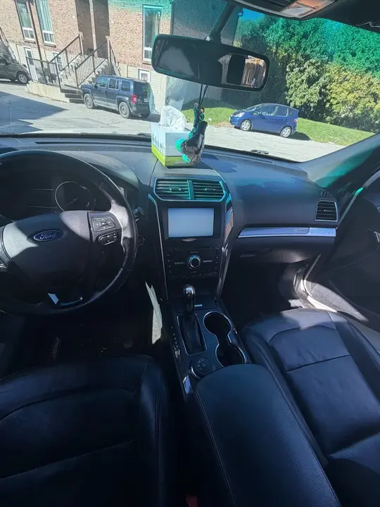 Ford Explorer 2016 photo 4