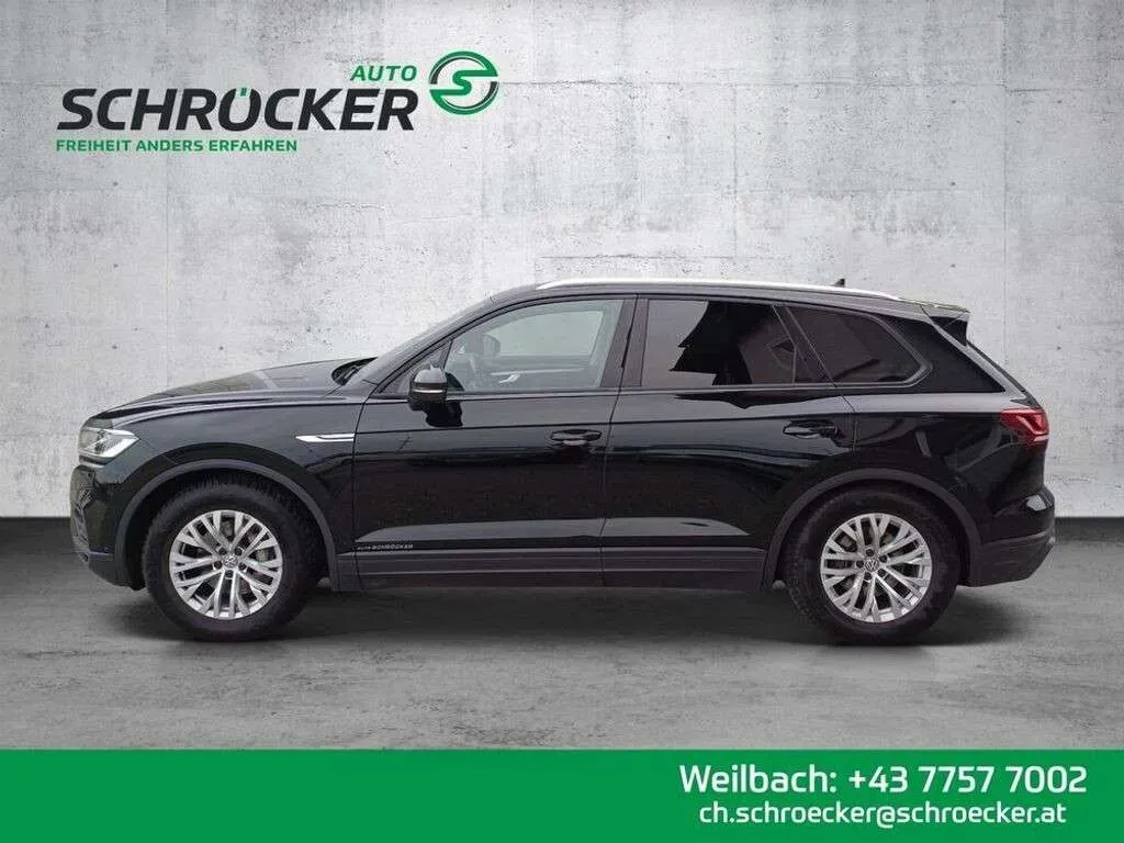 Volkswagen Touareg 2018 photo 2