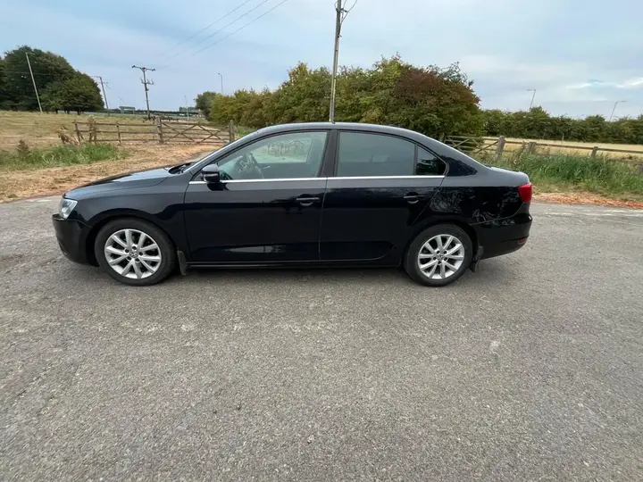 Volkswagen Jetta 2013 photo 4