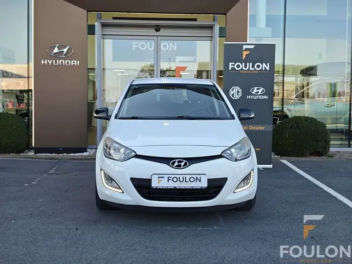 Hyundai I20 2014 photo 2