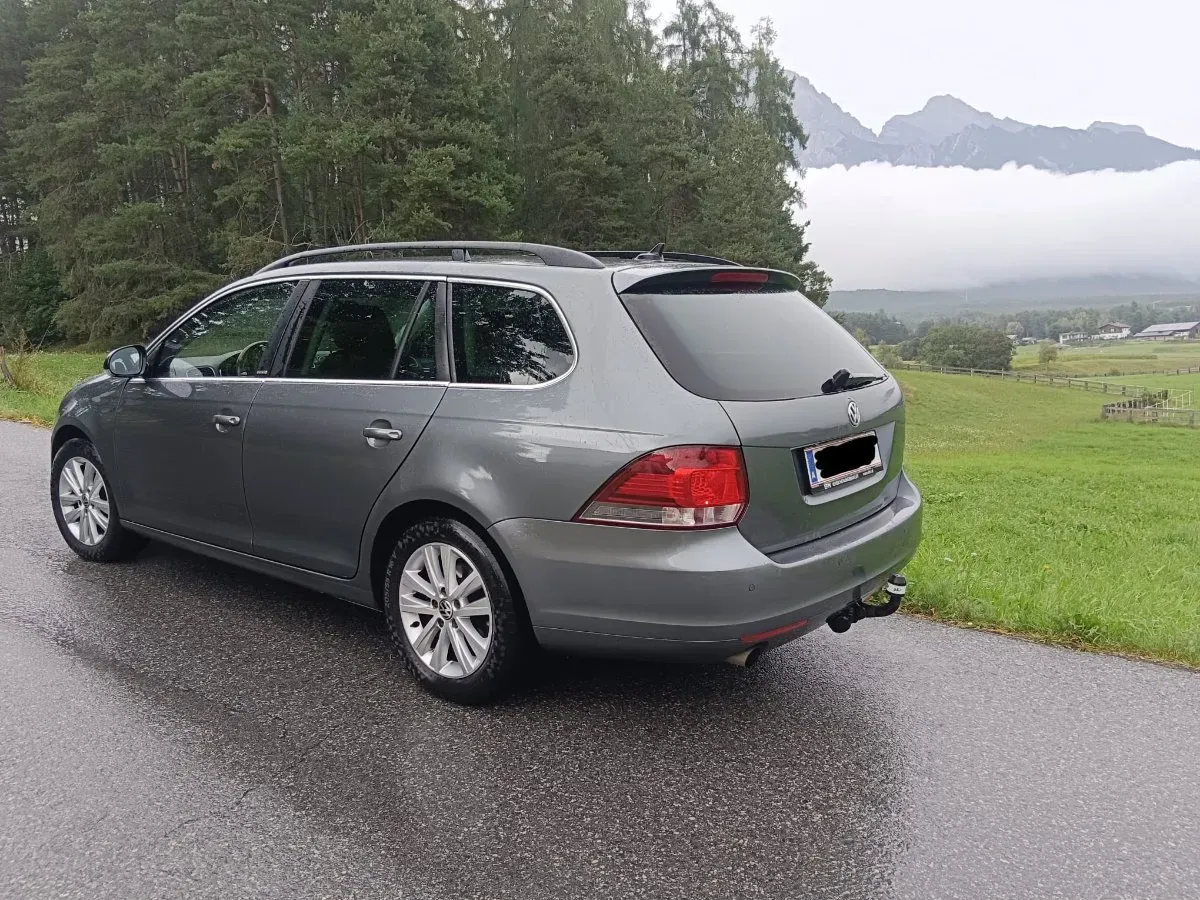 Volkswagen Golf 2012 photo 3