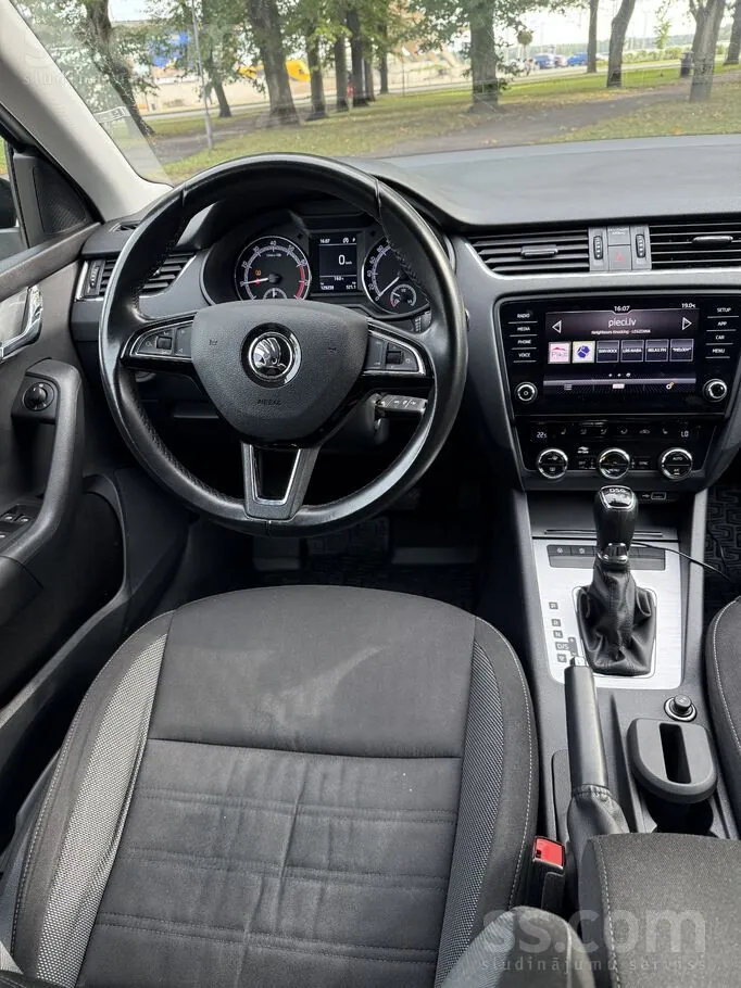 Skoda Octavia 2020 photo 2