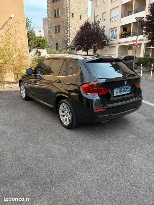 BMW X1 2012 photo 2