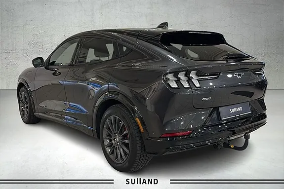 Ford Mustang Mach-E 2022 photo 3