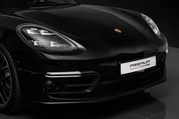 Porsche Panamera Turbo S 2018 photo 3