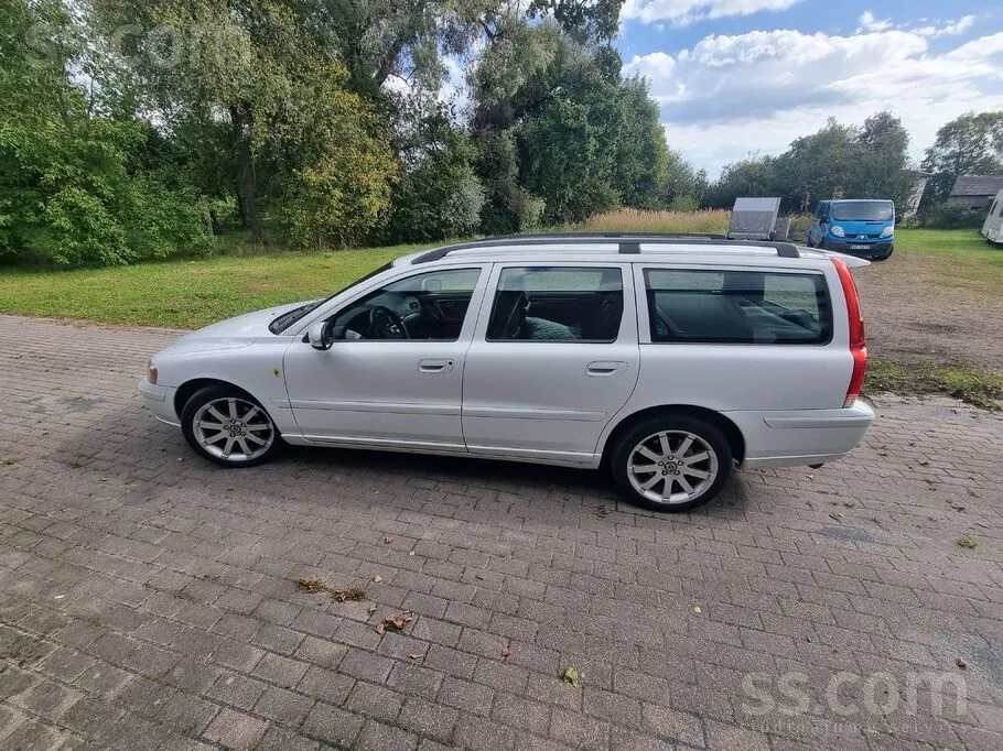 Volvo V70 2007 photo 4