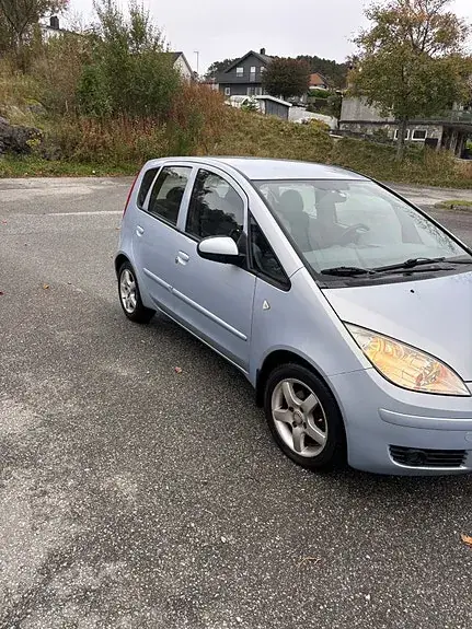 Mitsubishi Colt 2007 photo 3