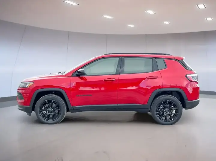 Jeep Compass 2026 photo 3