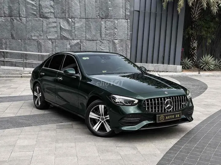 Mercedes-Benz C-Class 2022 photo 4