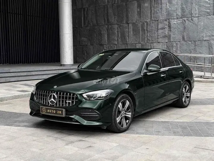 Mercedes-Benz C-Class 2022 photo 2