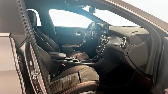 Mercedes-Benz Cla220 D 2018 photo 3
