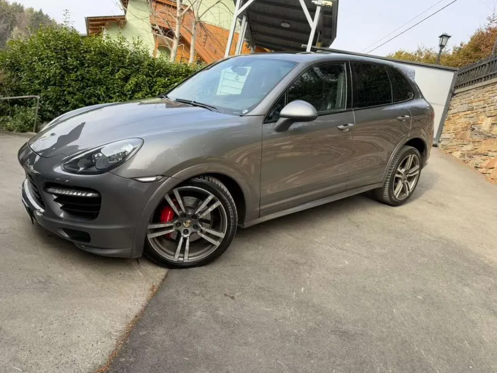 Porsche Cayenne 2013 photo 3
