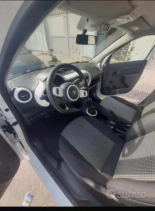 Renault Twingo 2016 photo 2