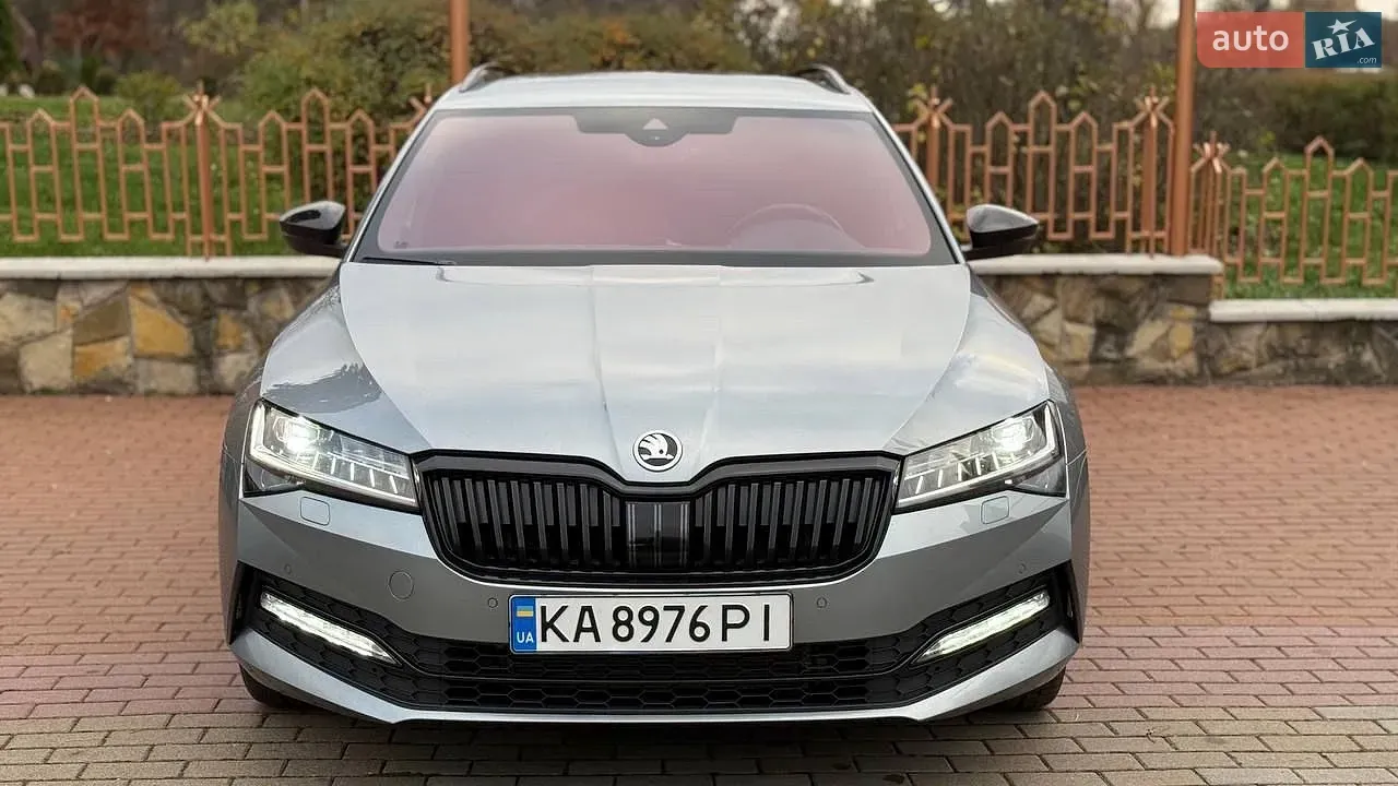 Skoda Superb 2021 photo 3