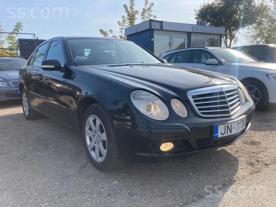 Mercedes-Benz E200 2008 photo 3