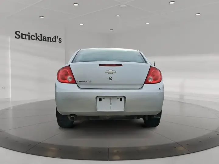 Chevrolet Cobalt 2010 photo 3