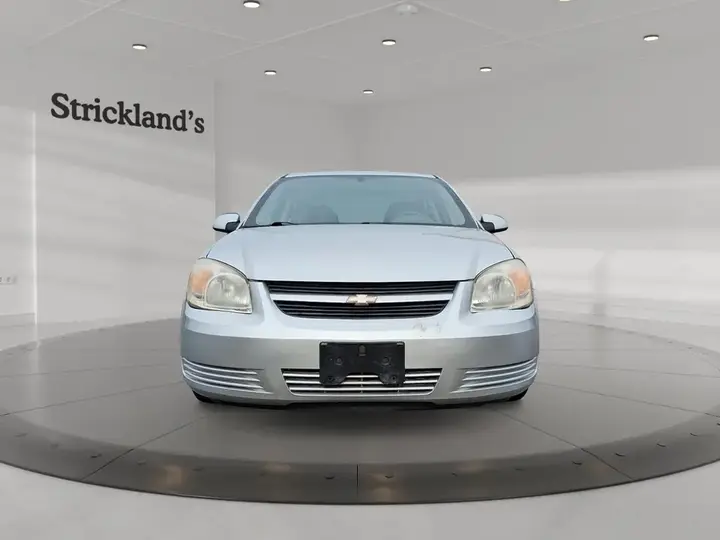 Chevrolet Cobalt 2010 photo 2