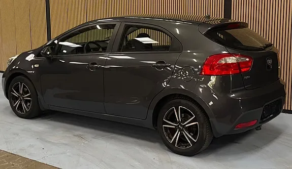Kia Rio 2013 photo 3