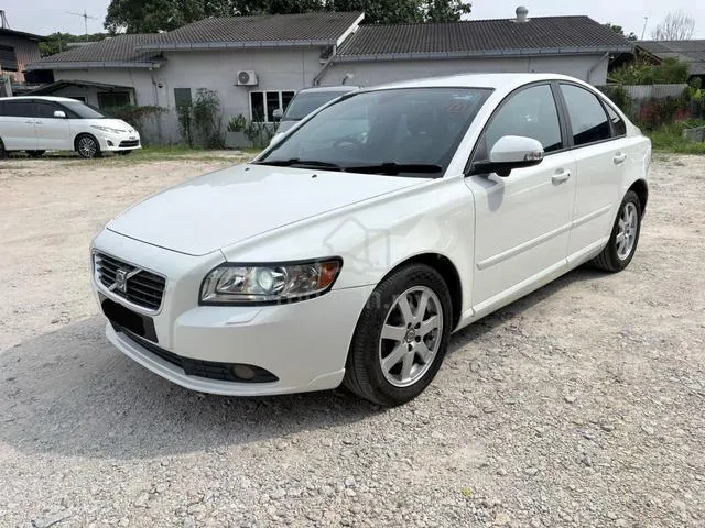 Volvo S40