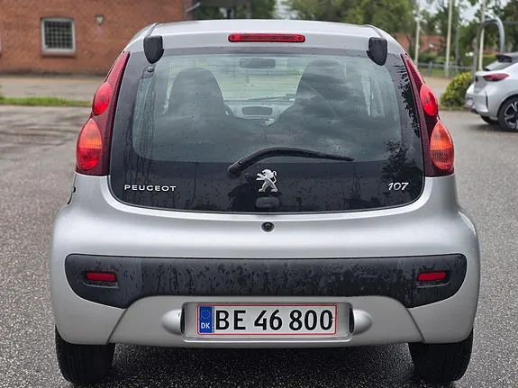 Peugeot 107 2007 photo 4