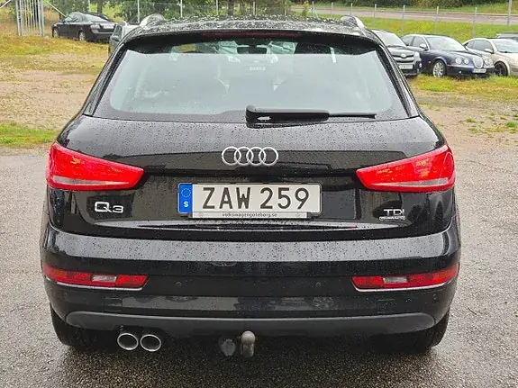 Audi Q3 2018 photo 2