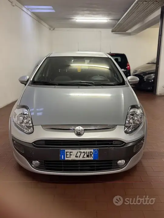 Fiat Punto Evo 2010 photo 2
