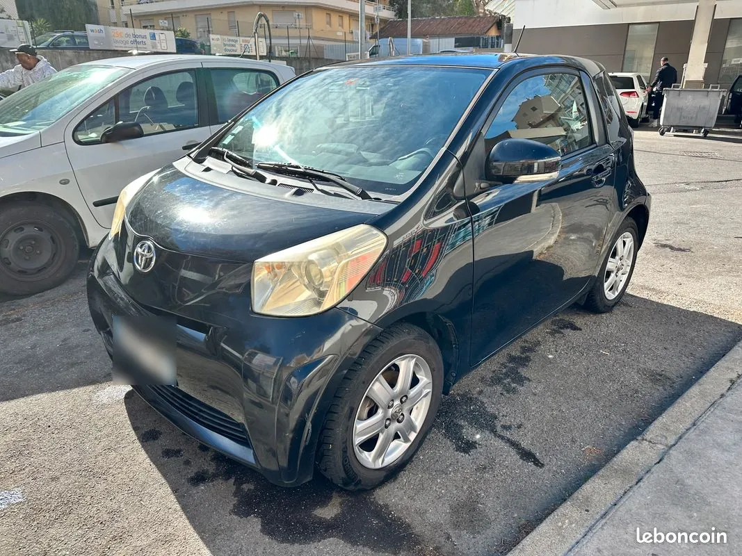 Toyota Iq 2009 photo 2