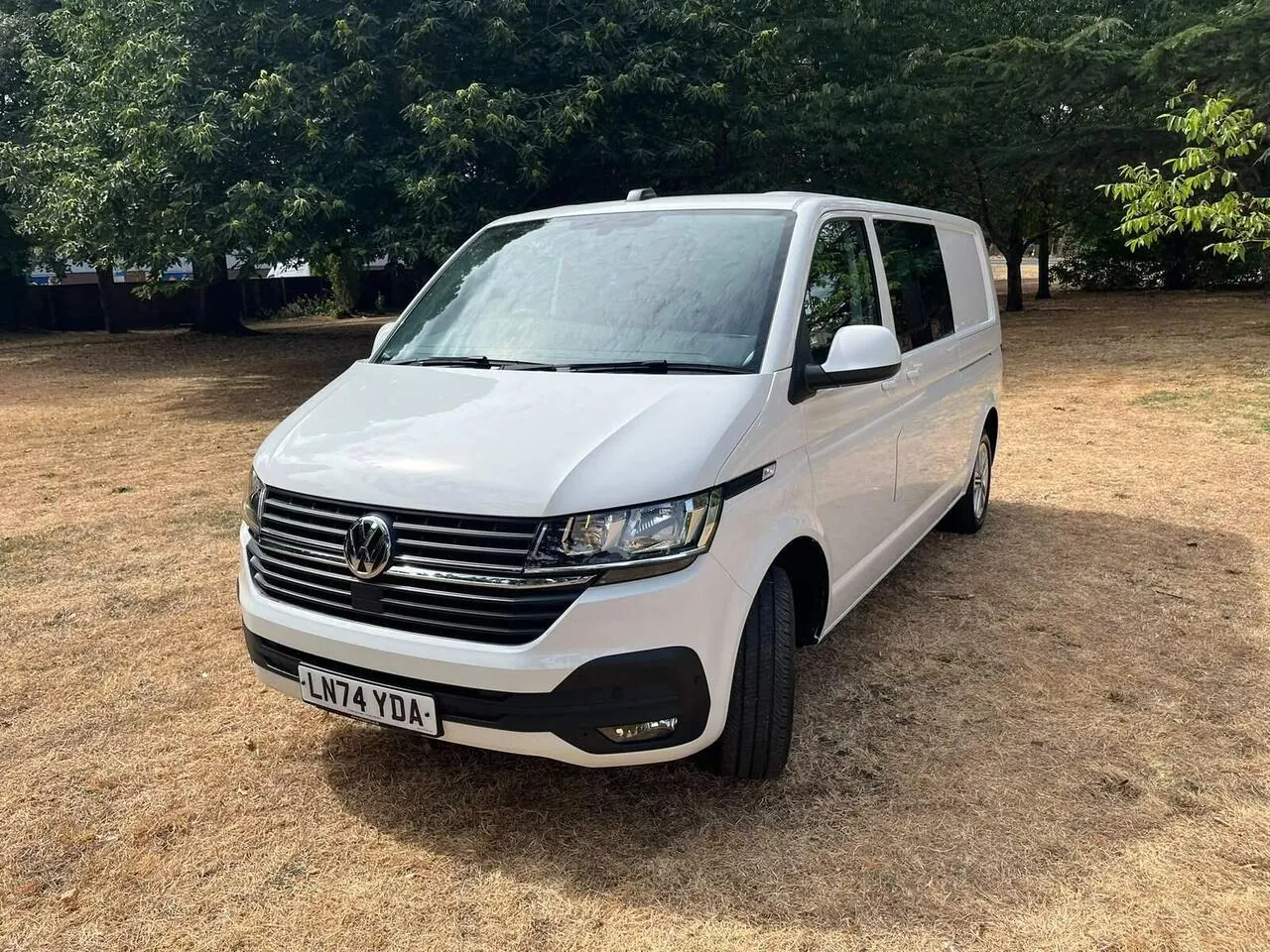 Volkswagen Transporter 2024 photo 5